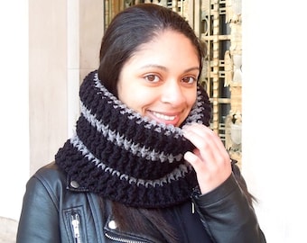 Crochet Neckwarmer, Cowl, Hooded Scarf, Women, Men, Black, Gray, Infinity, Eternity, Circle, Ribbed,