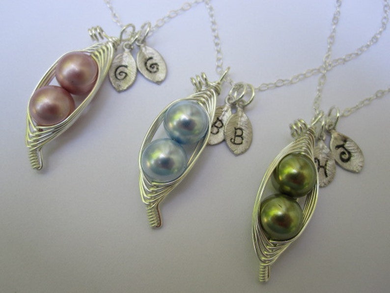 Mom's Sweet Peas in a Pod Necklace 2, 3, or 4 peas pick your color image 3