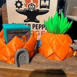 SpongeBob pineapple Deck Box