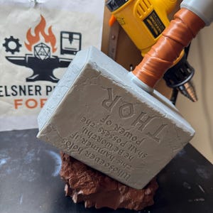 Thor’s mighty Mjolnir Deck Box – double sized for two 100 card decks