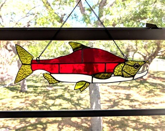 Vidriera decorativa con forma de salmón rojo, atrapasoles de pez grande, 18 cm de ancho x 7 cm de alto.