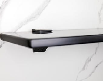 Mensola in pietra acrilica realizzata a mano: lucidatura a specchio, staffe italiane, per interni/esterni