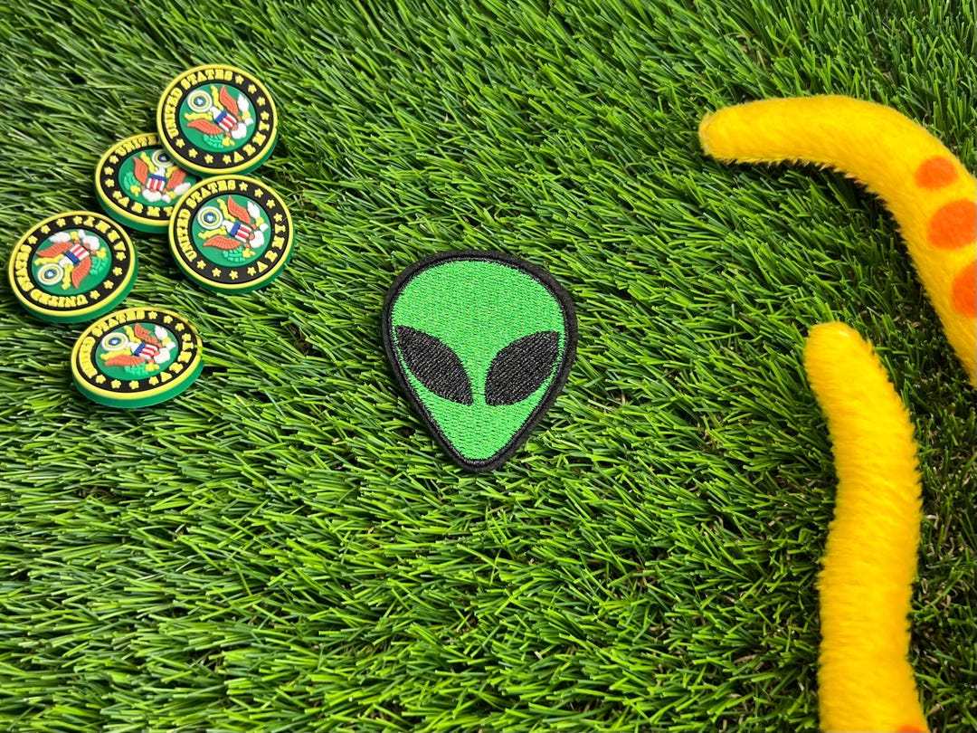 Alien Patch Embroided Patches Alien Head Patch Iron on Patches for ...