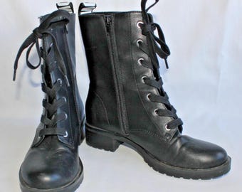 Aldo Trulle Combat Boots Womens Size 6 Black Zip and Lace Love on Back