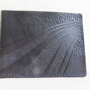 Cartera de cuero / Delgada / Única en su tipo / Muestra la parte delantera y trasera