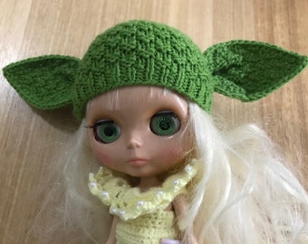 Blythe yoda beanie.