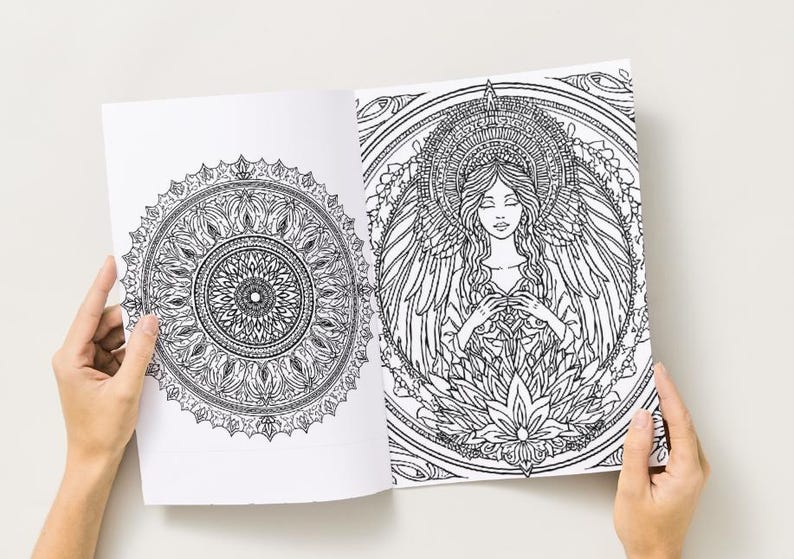 Puede incluir: Un letrero de madera r&uacute;stico con el texto "Welcome to our porch" en letras blancas. El letrero presenta un acabado envejecido y un dise&ntilde;o sencillo y acogedor, ideal para la decoraci&oacute;n exterior.