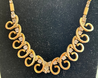 Vintage Curled Gold and Diamond Rhinestone Necklace