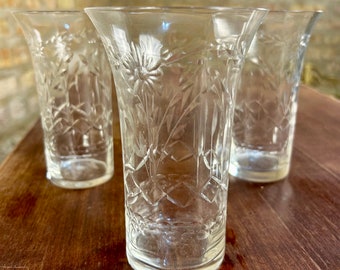 Etched Flotal Tulip Shaped Drinking Glasses - Set of 5