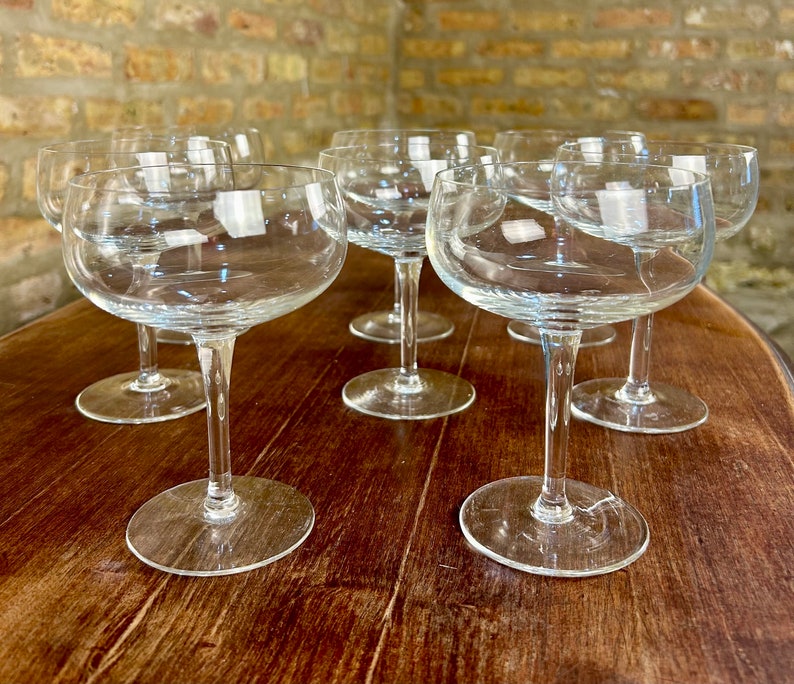 Champagne Coupes Set of 8 image 2