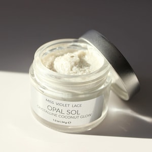 Coconut Body Shimmer Cream - Natural - Vegan - Cruelty Free Shimmer Lotion