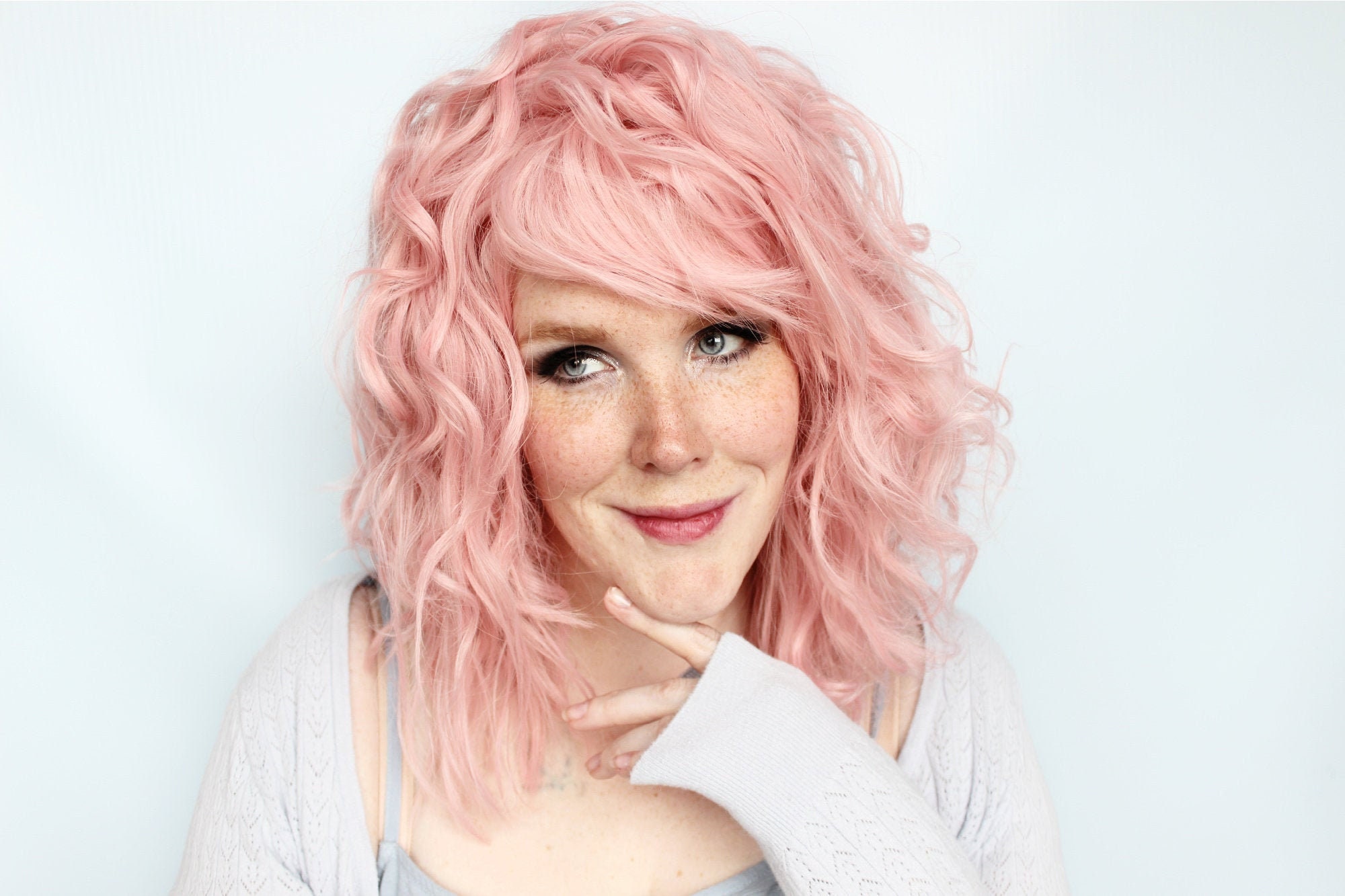 Wavy pink wig, pastel wig, curly pink wig with bangs, synthetic hair wig, cosplay wig -- Cloud Petals