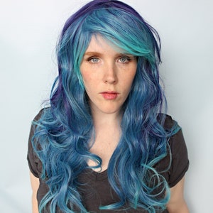 Mermaid wig, 26&quot; wig, synthetic hair wig, heat styleable wig, cosplay wig, wavy blue wig, scene wig, wavy blue wig -- Ocean Dreams