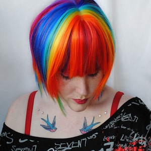 Rainbow wig, scene wig Gifts for Teens Blue Purple Pink Yellow Green Hair, cosplay wig / Short Straight // Rainbow Explosion image 4