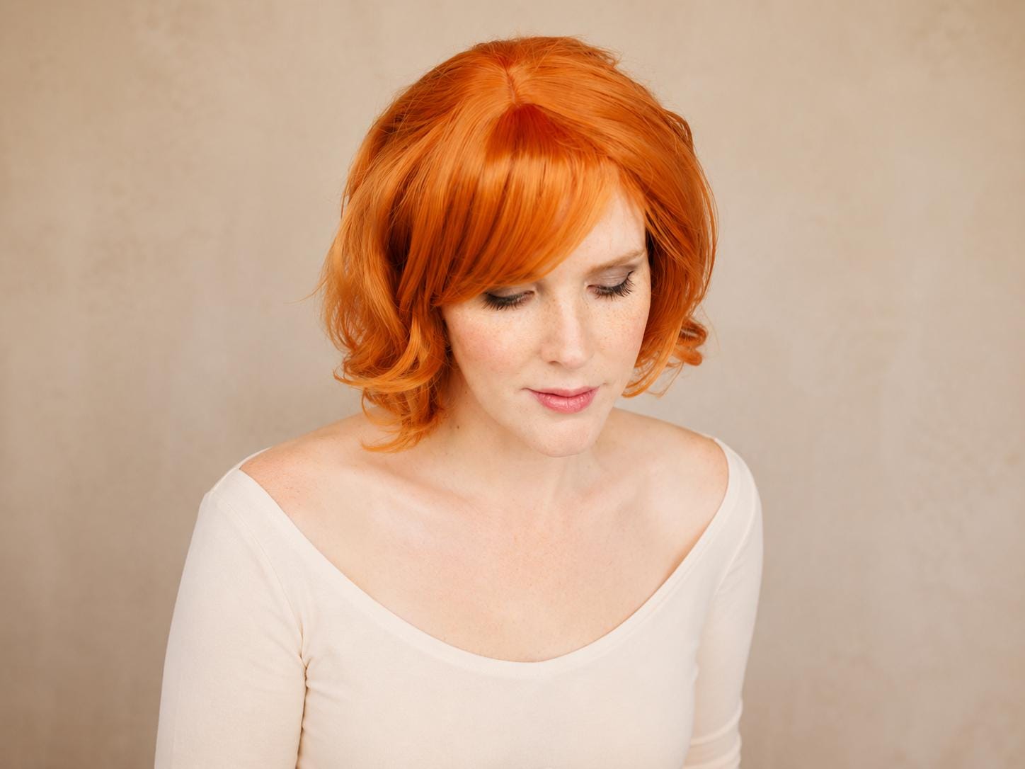 Women\'s Orange Wavy Heat-Resistant Synthetic Short Curly Ginger Wig Amazon.com : NAYOO Ginger Orange Bob Wig with Bangs for  main image 2