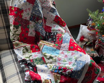 Christmas Patchwork Quilt, Holiday Lap Quilt (54" x 71")