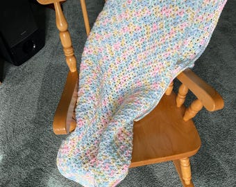Pastel Crochet Baby Blanket: Soft Blues, Pinks, Yellows - 32x38 in
