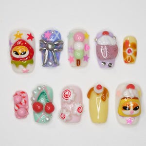 Uñas postizas kawaii para fiesta de postres, diseño de dibujos animados en 3D, uñas con temática de dulces y frutas, uñas postizas pintadas a mano, estilo kawaii Y2K AN121