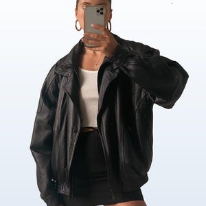 Women Classic black Leather Bomber jacket, Ladies Soft leather jacket, Oversized Straight Cut Sheep Leather Jacket, Ladies Leather jacket