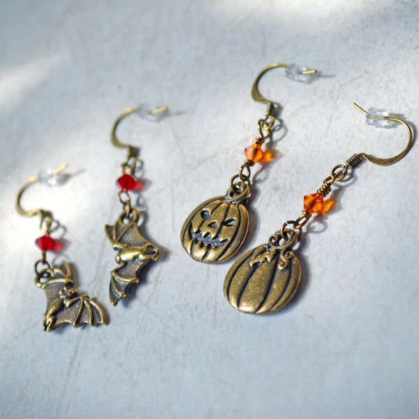 Paire de boucles d'oreilles Halloween gothique horreur, au choix