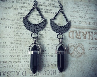 Hammered moon earrings, red OR black crystal glass.