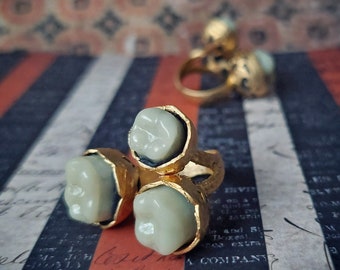 Large golden Ring "Tri Dents" with human molar resin replica