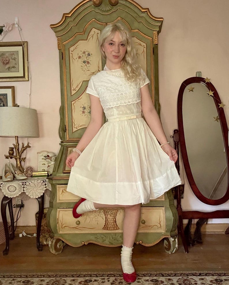 Patron De Couture Vintage MADRIGAL N°279 - Robe évasée élégante Année 1950 - Taille 44