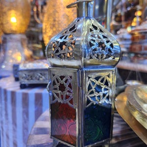 Handmade Moroccan Arabian Lantern - Elegant Decorative Light for Ramadan & Eid