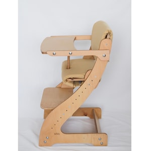 Personalised Children&#39;s Wooden High Chair Engraved with Name, High chair with cushions, Baby gift feeding stool, Toddler Montessori chair
