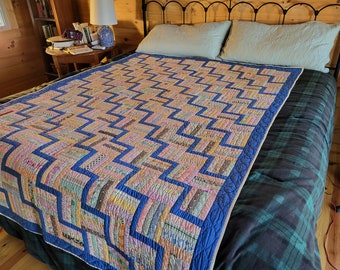 Antique Quilt, 1930s Fence Rail Quilt, amazingly quilted, lovely spring colors,  for twin sized bed