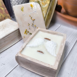 Handmade Book-Shaped Candle Holder – Soy Wax Candle – Literary GiftCozy Home Accent, Unique Gift for Book Lovers