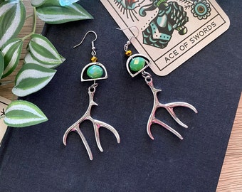 TOG Throne of Glass Terrasen Aelin Lord Of The North Dangle Earrings!