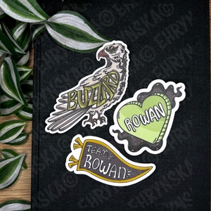 Paquete de pegatinas de vinilo impermeables con licencia oficial de Sarah J Maas Throne Of Glass Team Rowan Whitehorn Buzzard.