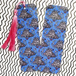 Cute Cat Lover Gift - The Great Floof Cartoon Laminated Bookmark - Perfect for Bookworms, Bookish Gift, Cat Lover Present