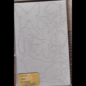 Grungeboard, Nature Shapes, Tim Holtz Idea-ology