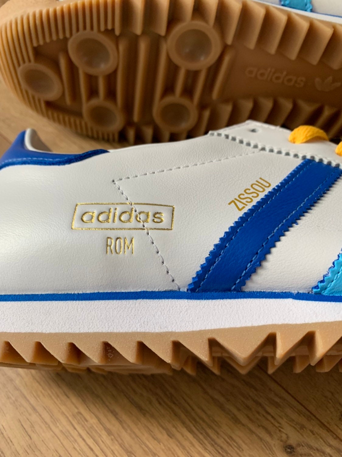 adidas zissou amazon