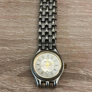 Vintage Seiko Ladies Quartz Watch – Two-Tone – 1980s – For Repair or Parts