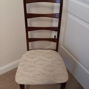 Vtg 70's Ladder Back Chair