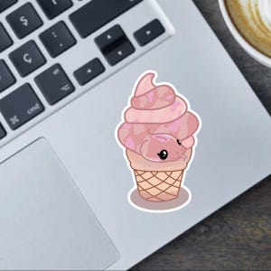 Rosa Schlangen Eistüte - Handgezeichneter süßer Aufkleber, Magnet oder Autoaufkleber – Procreate Kunst – Kawaii Reptil Dessert Vinyl Dekor