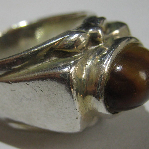 Old Pawn Vintage Very Retro Southwestern Style Sterling Silver Ring with Brown Jasper Gemstone Ladies Ring Size 6
