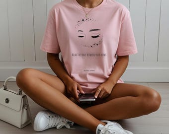 Mindfulness Pilates T-Shirt: Celestial Self-Care Tee - Entspannung Meditation