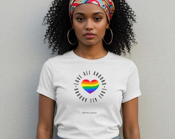 Love All Round Pride T-Shirt: Romana-inspiriertes LGBTQ+ Pilates T-Shirt