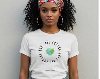 Liebe rund um Erde T-Shirt: Global Romana Tribut, Unisex Pilates T-Shirt