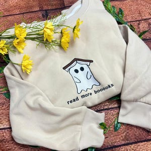 Embroidered Ghost Book Sweatshirt, Read More Booooks Sweatshirt, Fall Crewneck, Book Lover sweatshirt, Spooky Season Pullover, Ghost reading