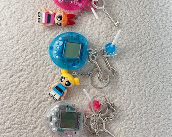 Tamagotchi Bag Charm Keychain – Retro Y2K Purse Accessory with Powerpuff Girl Figure, Heart Key, Lollipop Pendant, Fun Gift for 90s Kids