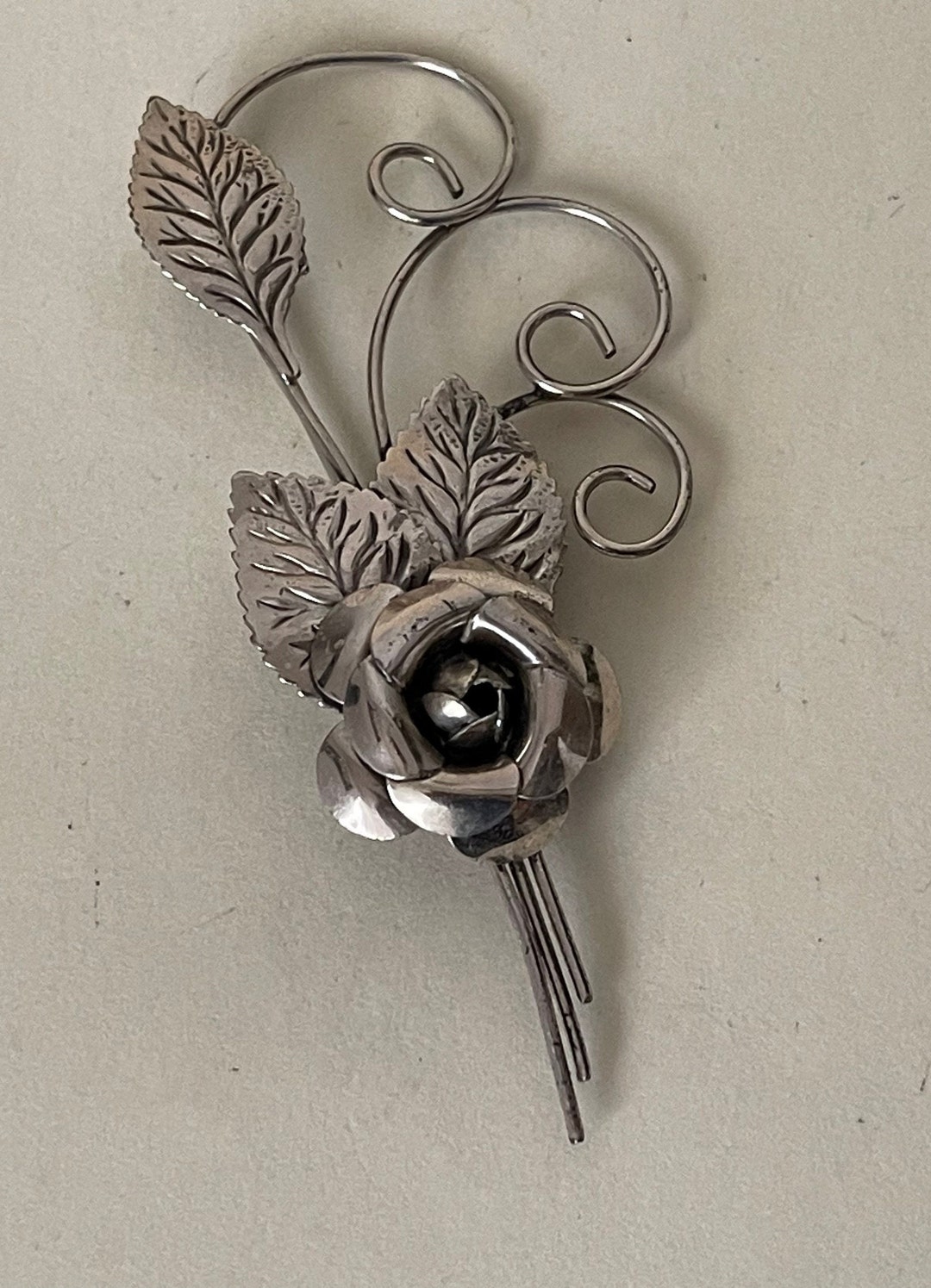 Broche Argentée Fleurs/roses – Argent 935 – Occasion En Bon état – Accessoire Vintage Et élégant
