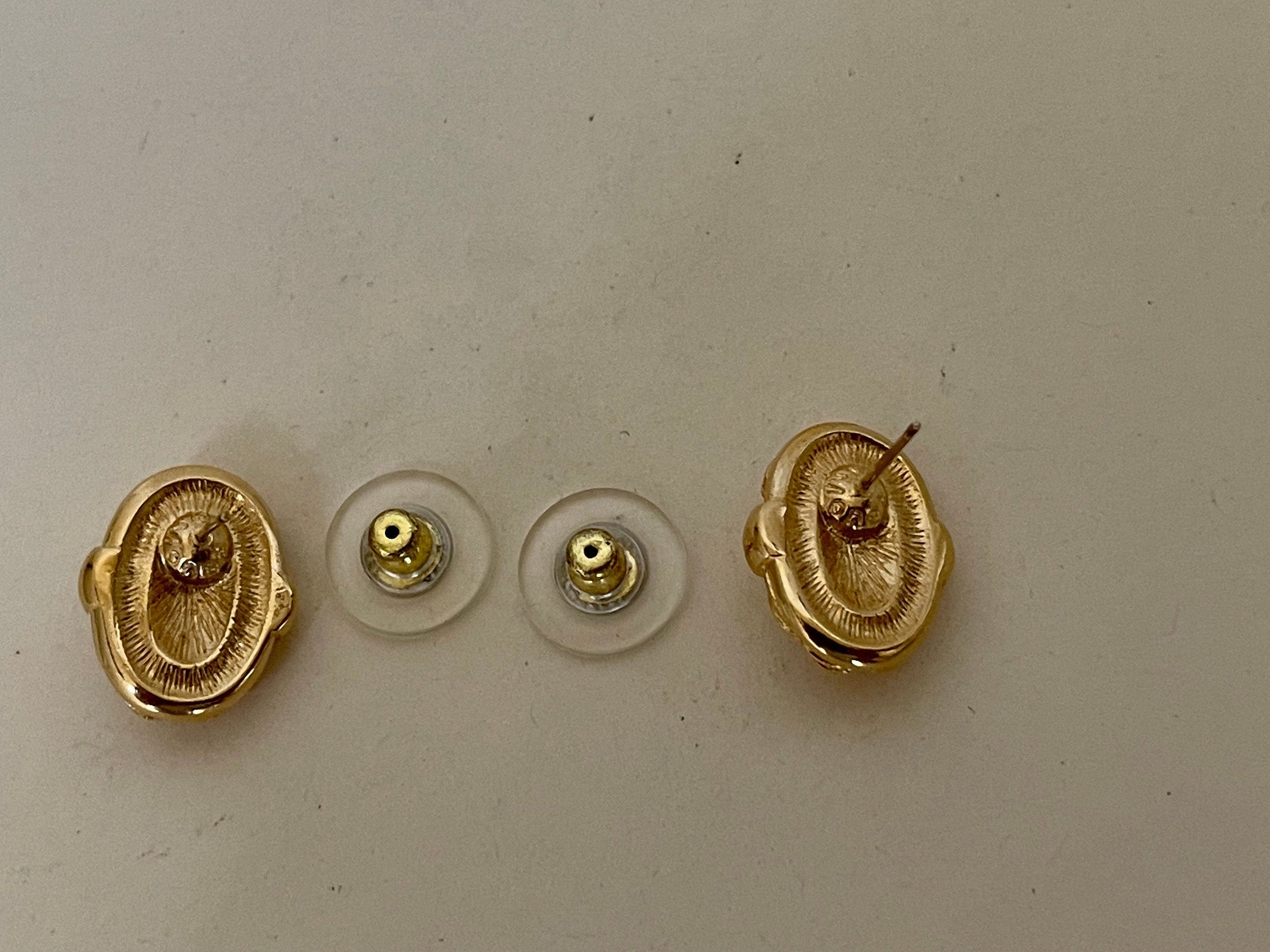 Anciennes Boucles D’Oreilles Créatrices Art Déco Plaqué Or – Modèle Boule Signé MONET