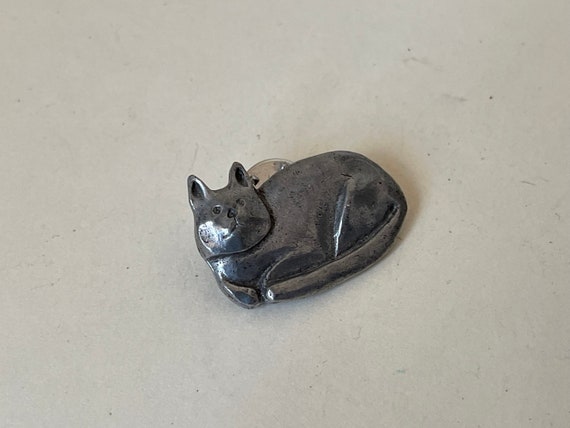 Barker pewter cat pin 1996 - image 3