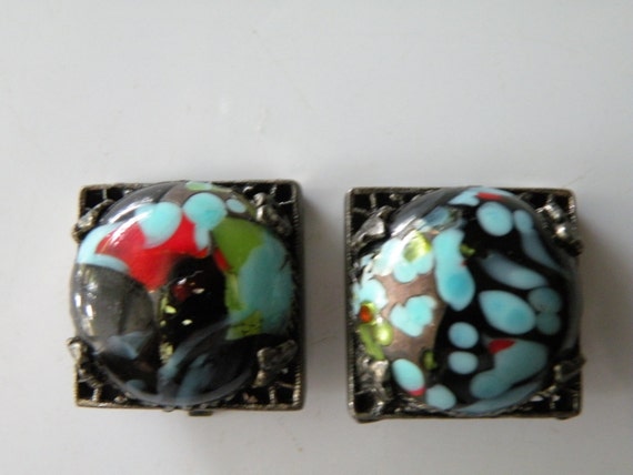 Confetti art glass, Murano art glass, Venetian glass clip-on earrings. Unmarked Selro.