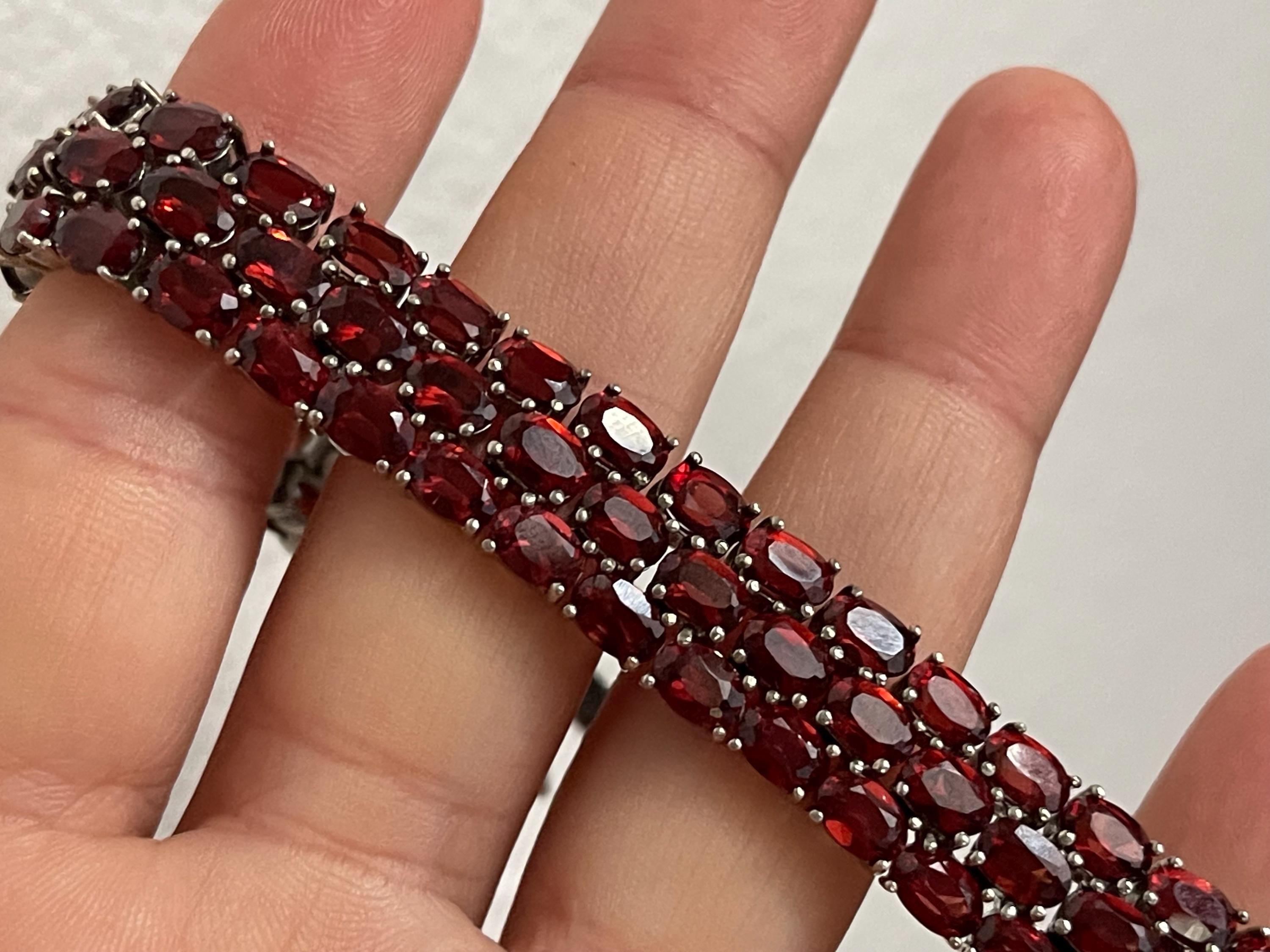 ☆関税/送料込み☆【 JAXXON】ユニセックスヘリンブレスレット CJ JC 925 Thailand Sterling Silver 3 Row Faceted Red Garnet